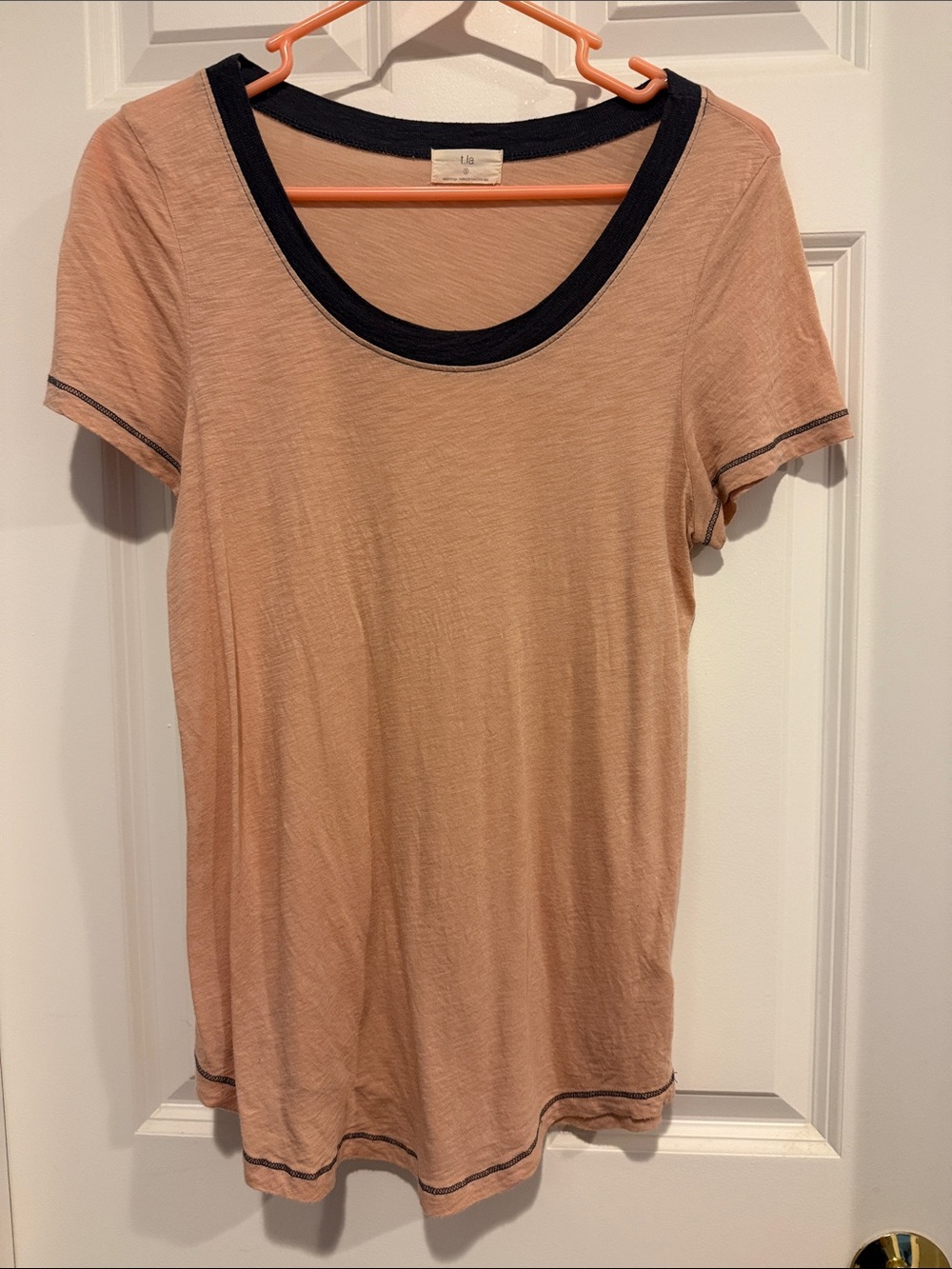 Anthropologie T.la Women’s Peach Short Sleeve Scoop Neck Top with Contrast Trim
